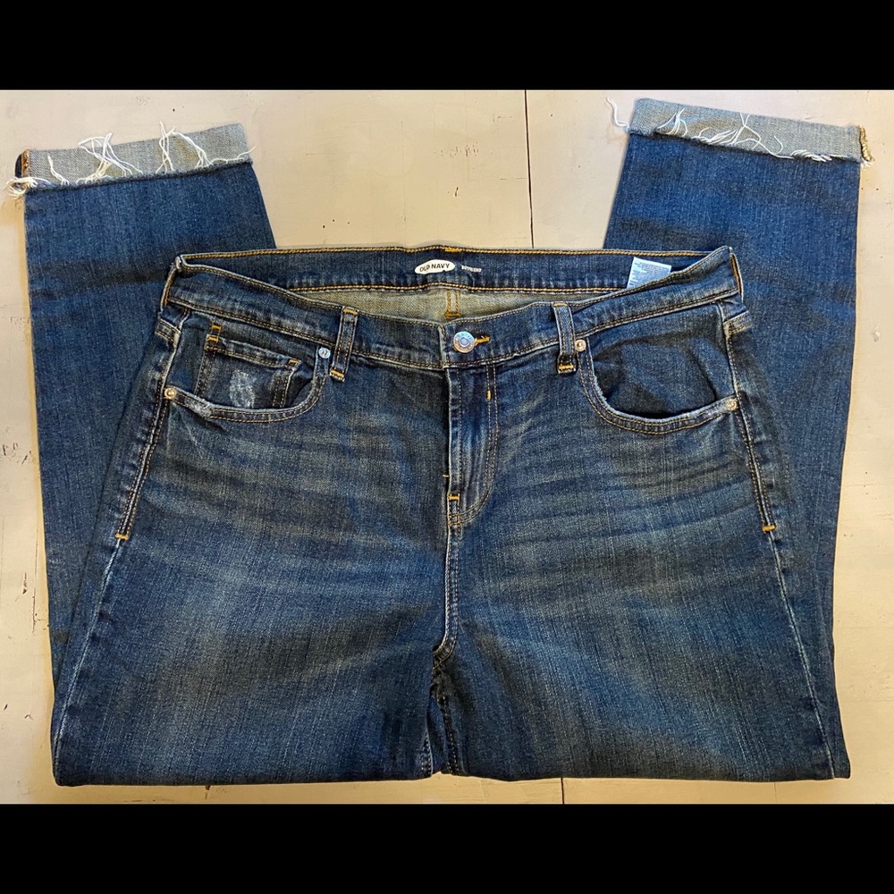 Old Navy Boyfriend Cropped Jeans, Size 12